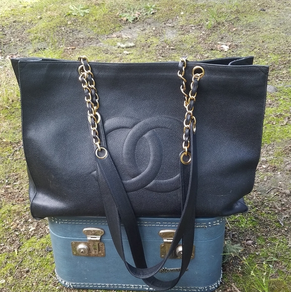 *Just Showing!!!* Chanel Jumbo XL CC Shopping Tote - Picture 3 of 10